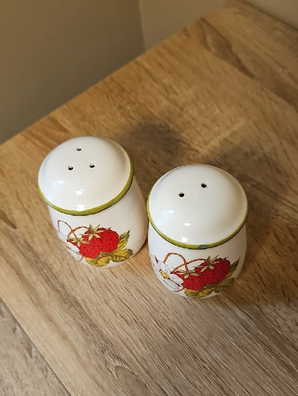 Vintage Cottage White Ceramic Strawberry Salt and Pepper Shakers with Green Trim